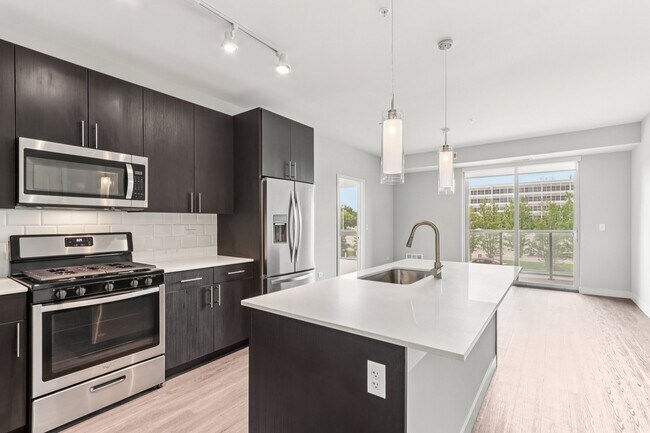 Photo - Woodview Apartments