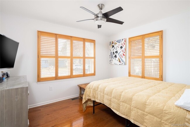 Photo - 7 Washington Ave