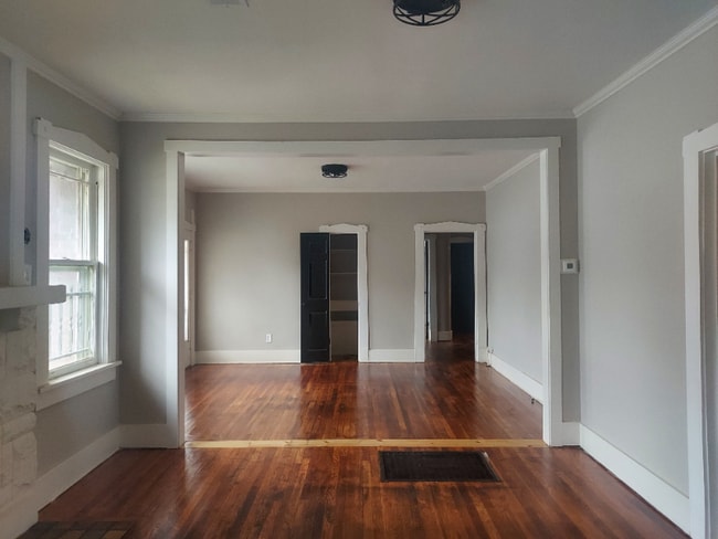 Photo - 1553 E McLemore Ave