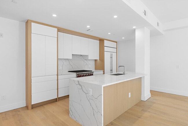 Photo - 720 Clinton St Unidad 502