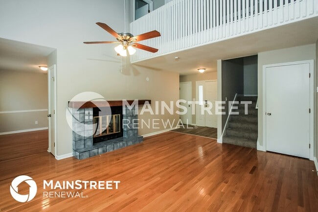 Photo - 8425 N Chatham Ave