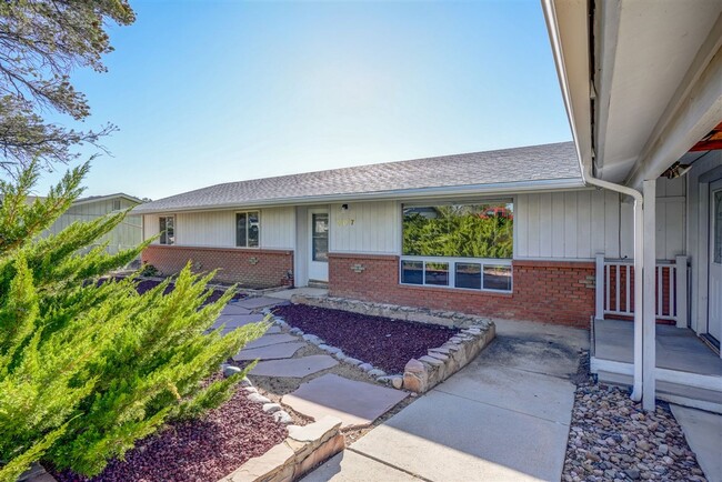 4 bed 3 bath Prescott Home with In-Law Suite - 4 bed 3 bath Prescott Home with In-Law Suite