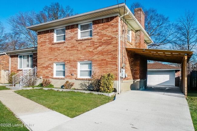 Photo - 4203 Quiet Way