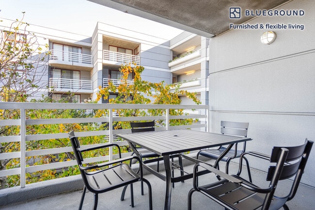 Photo - 20350 Stevens Creek Blvd Unidad FL3-ID1247