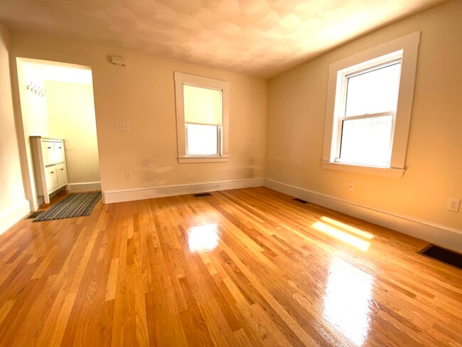 Photo - 5 Rifle Ct Apartments Unit 1