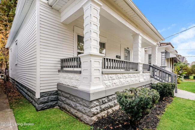 Photo - 1105 S 32nd St