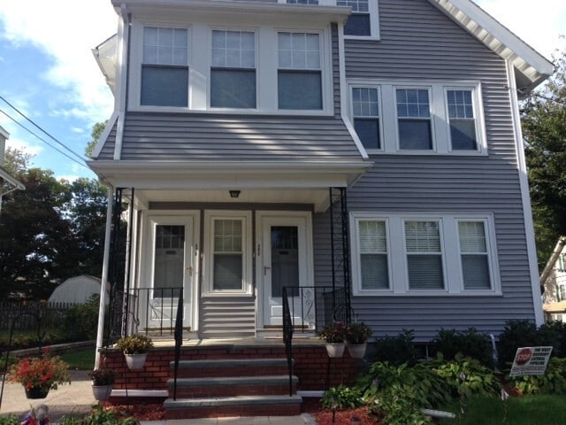 Building Photo - 280 Willow St Unit 2