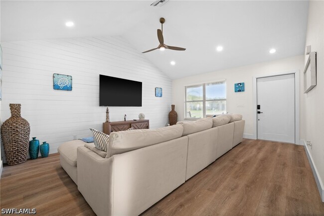 Photo - 738 95th Ave N