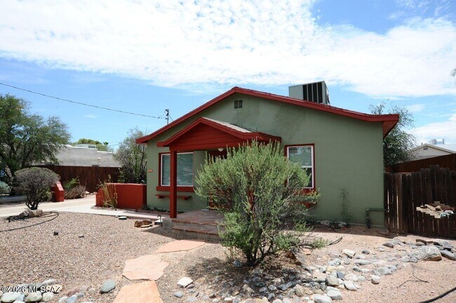 Photo - 3326 E Elida St