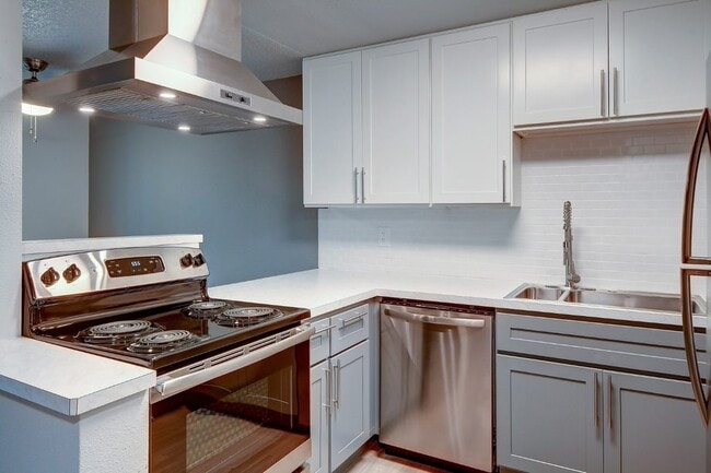 Delridge Crossing Apartments