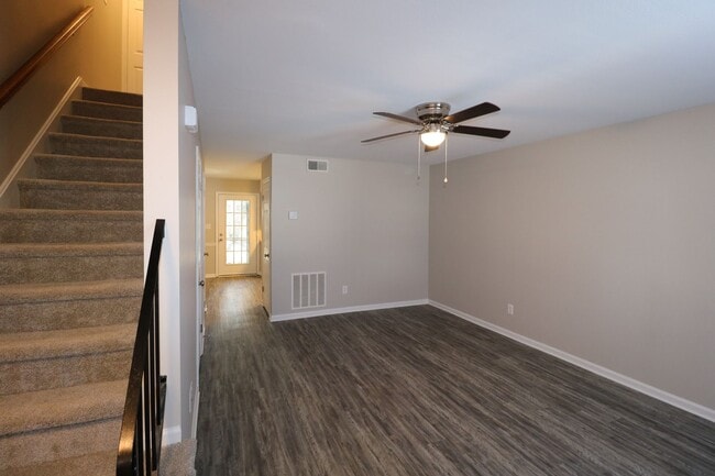 Photo - 4007 S Bend Dr