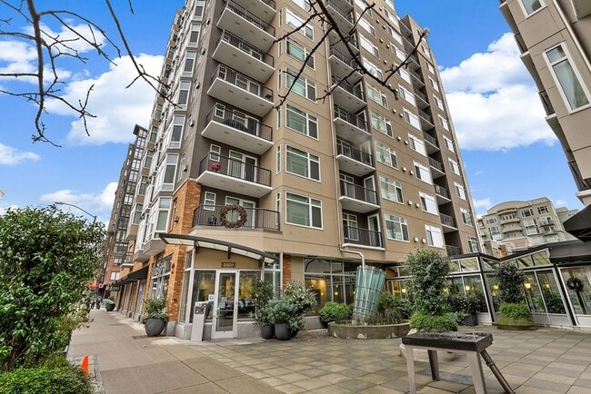 Building Photo - Amazing Views & All the Amenities at The Ellington w/Parking! $2650 Unit 1018