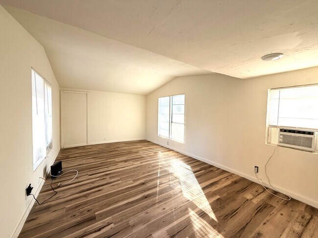 Photo - 8115 Tolles Dr Unit 8115 Tolles Dr. 3