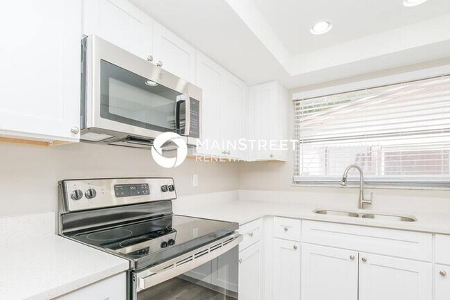Photo - 3 Bedroom Pet-Friendly Home in New Port Ri...