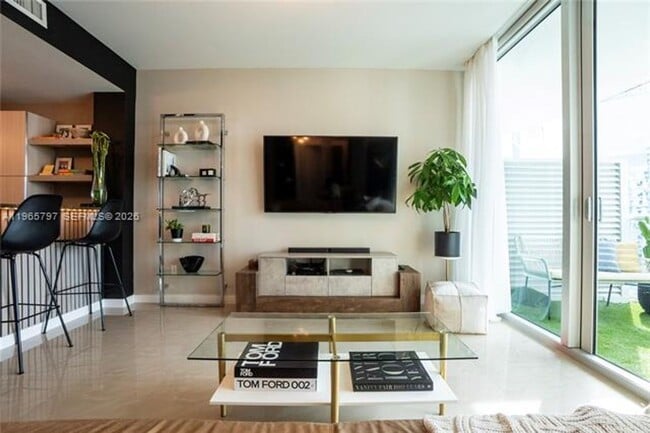 Photo - 300 S Biscayne Blvd Unit 300 S Biscayne Blvd T-3307