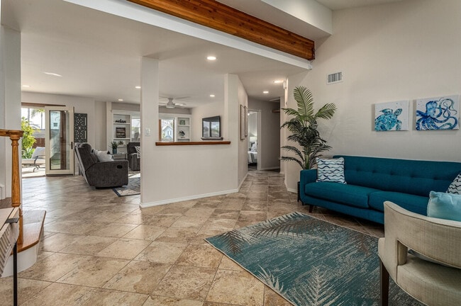 Photo - 3831 Margaret Way Unit SI ID1255606P