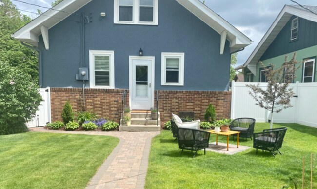 Photo - 4740 Oakland Ave