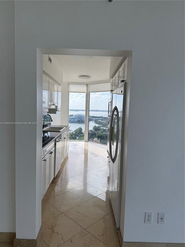 Photo - 4775 Collins Ave Unit 2507