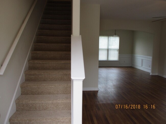 Photo - 159 Chapel Lake S