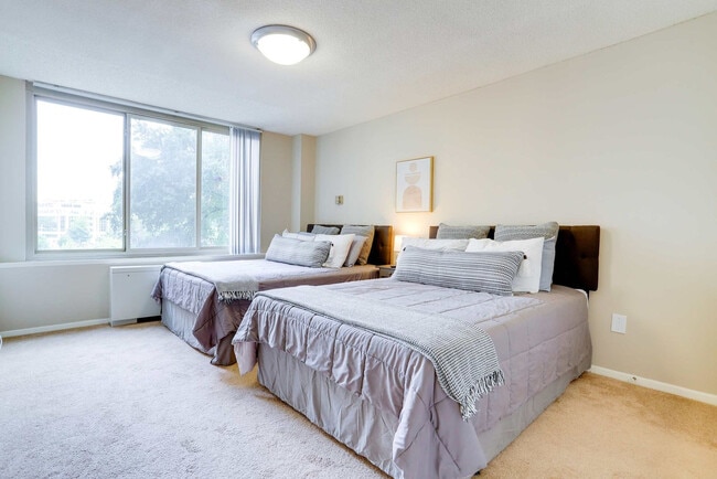 Photo - 1600 S Eads St Unidad GO FL3-ID1022407P