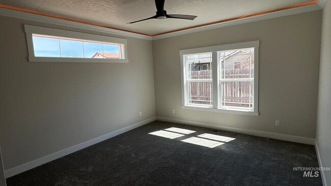Photo - 1105 SW Camille Dr