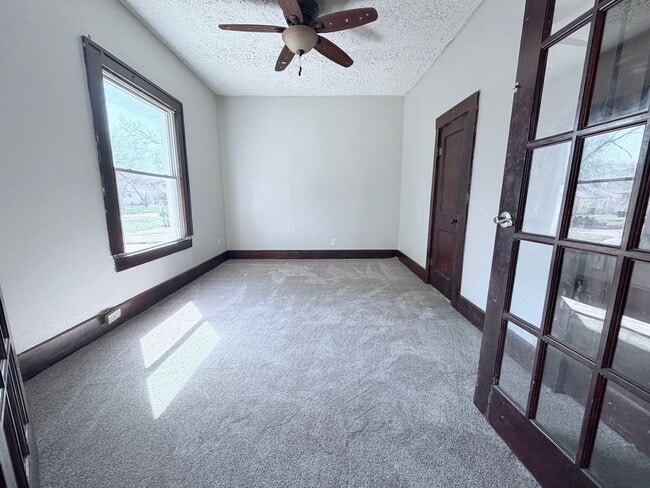 Photo - Stretch out in this large 3 bed 2 bath!