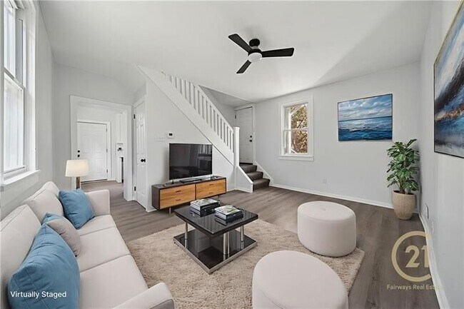 Photo - 233 E 19th Ave