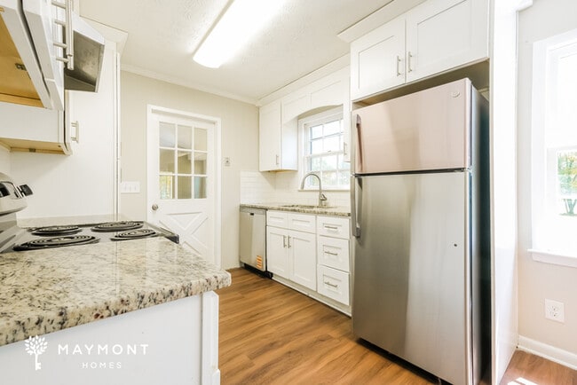 Photo - 4136 Moore Rd