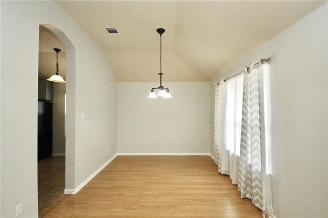 Photo - 3728 Pine Needle Cir