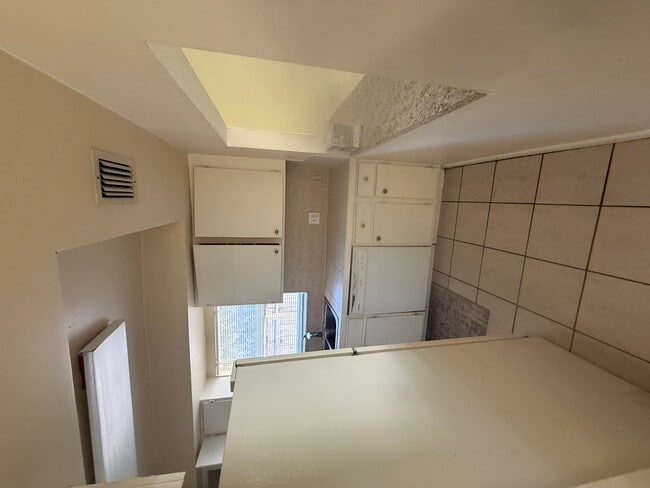 Photo - 1516-1543 43rd Ave