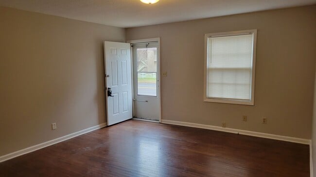 787 Old Hickory Blvd Unit B