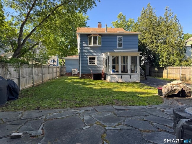 Photo - 112 Wayland St