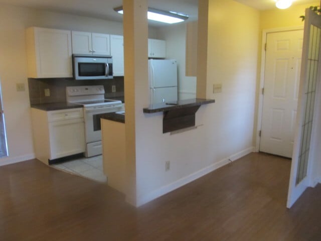 Photo - 8725 Chandler Dr Unit South Lakes