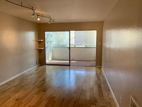 Photo - Spacious 2-Bedroom Balcony with Stunning Beach Views Unit APT 10G