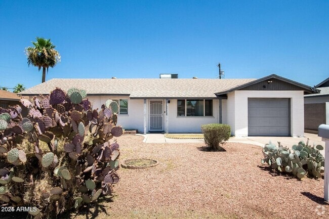 Building Photo - 3526 W Seldon Ln Rental