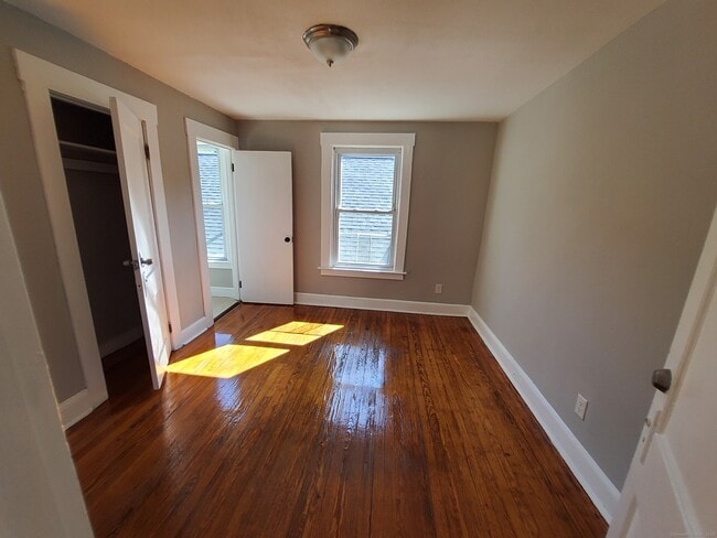Photo - 721 Winchester Ave Unit 3