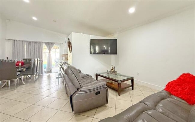 Photo - 18331 SW 135th Ave