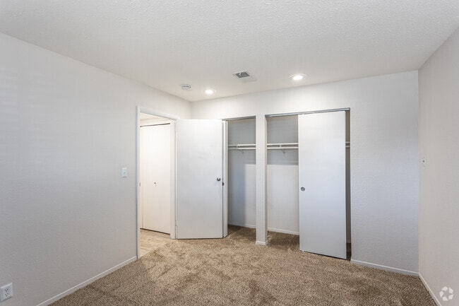 2BR, 1BA - 1059 SF - Bedroom