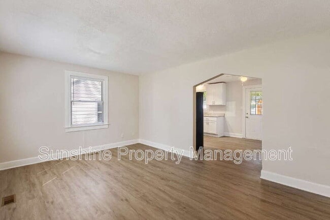 Photo - 1115 Wright Ave