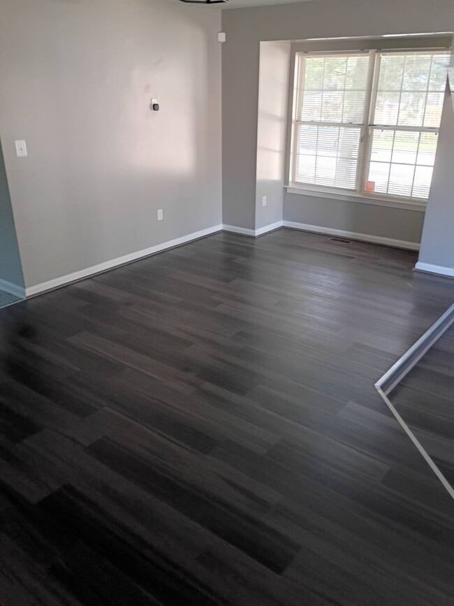 Photo - 8901 Harkate Way