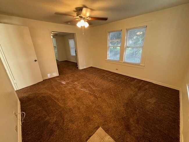 Photo - 2816 Putnam St