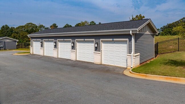 Photo - Cove at Covington