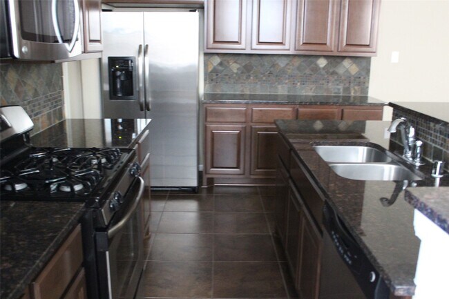 Photo - 22 Cheswood Manor Drive