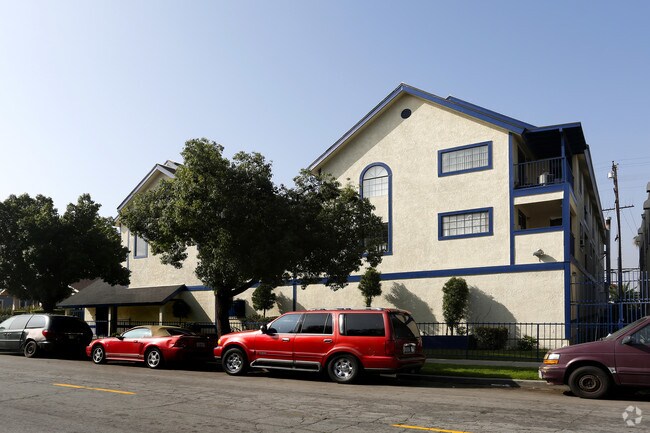 Photo - 1635 Locust Ave