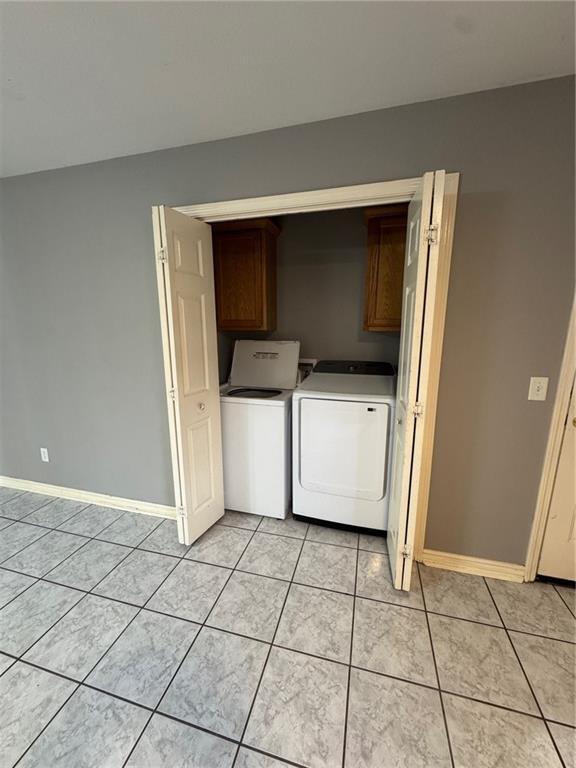 Photo - 745 Applegate Ln