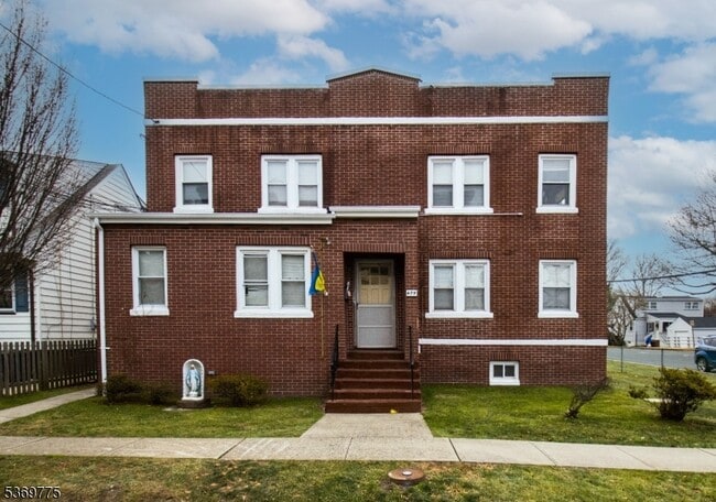 Building Photo - 439 Willow Ave Unit 439 Rental