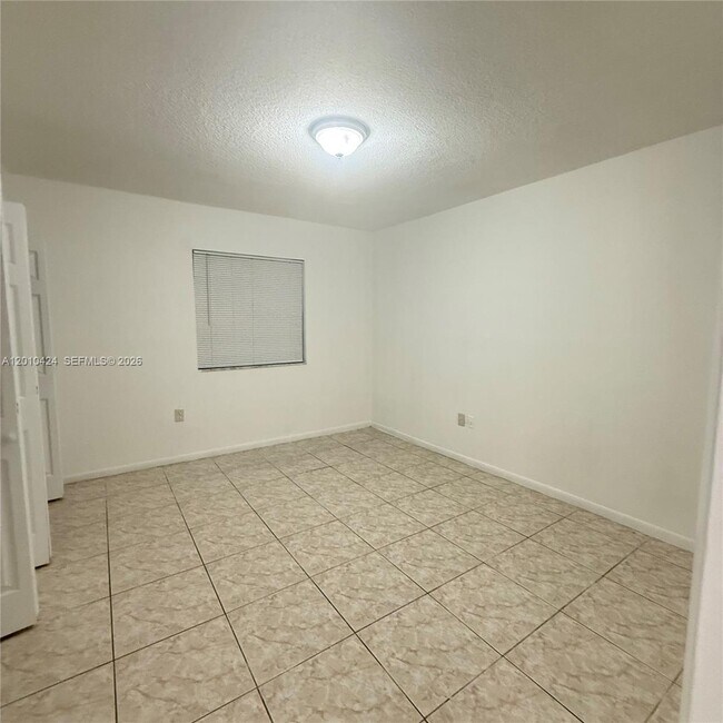 Photo - 1735 NE 164th St Unit A202