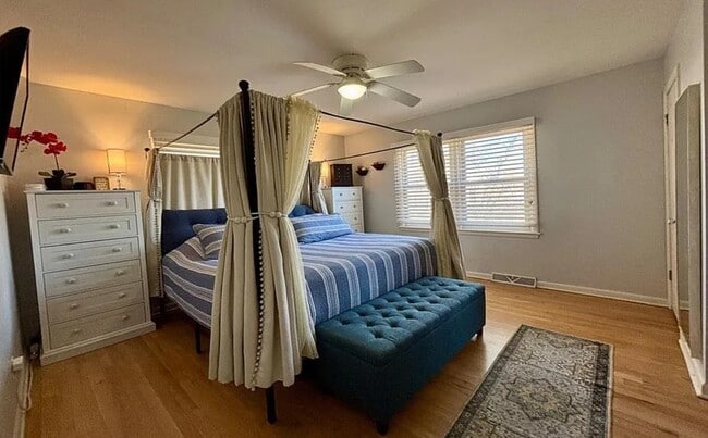 Photo - 9105 Cherry St