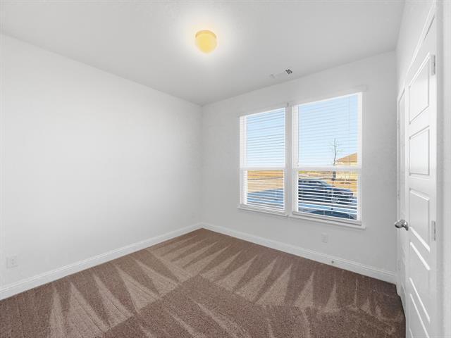 Photo - 622 Saxony Dr