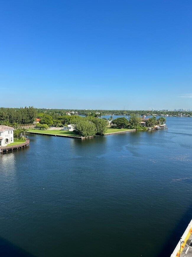 Photo - 1400 S Ocean Dr Unidad 805